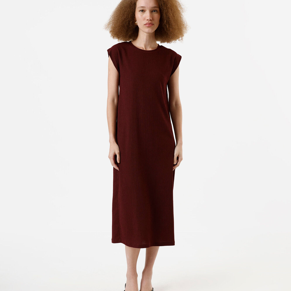Vestido midi feminino muscle tee texturizado vinho Vestido midi feminino muscle tee texturizado vinho