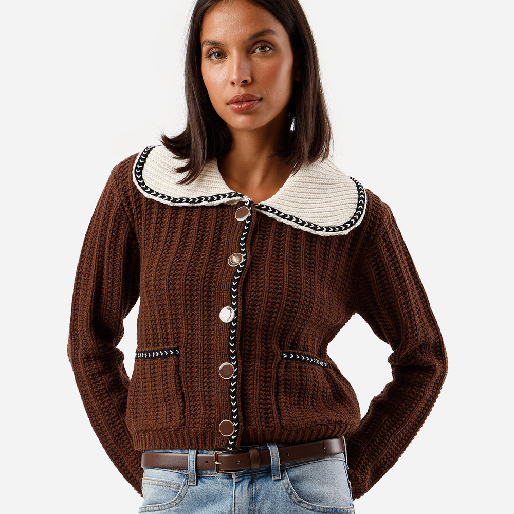 Cardigan feminino de tricot com bolsos marrom Cardigan feminino de tricot com bolsos marrom