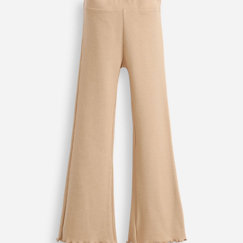 Calça flare infantil canelada com fru fru bege Calça flare infantil canelada com fru fru bege