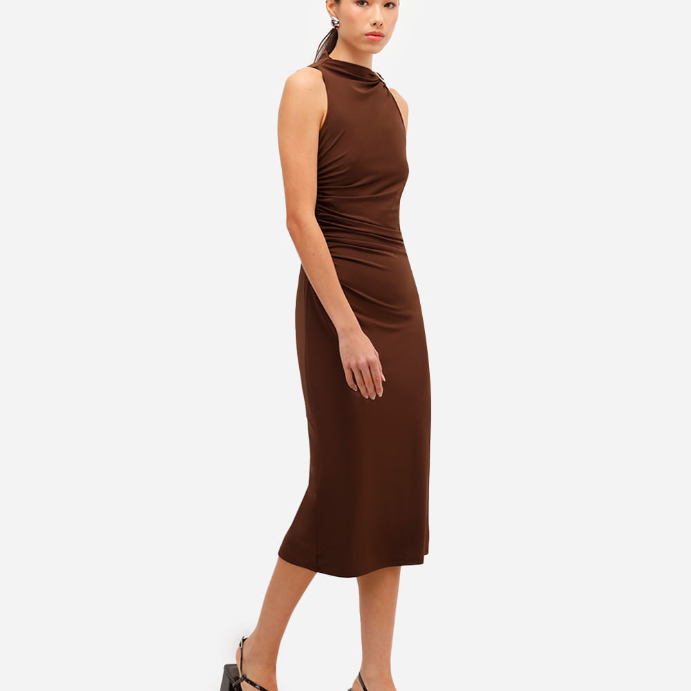 Vestido midi feminino franzido com fenda marrom Vestido midi feminino franzido com fenda marrom