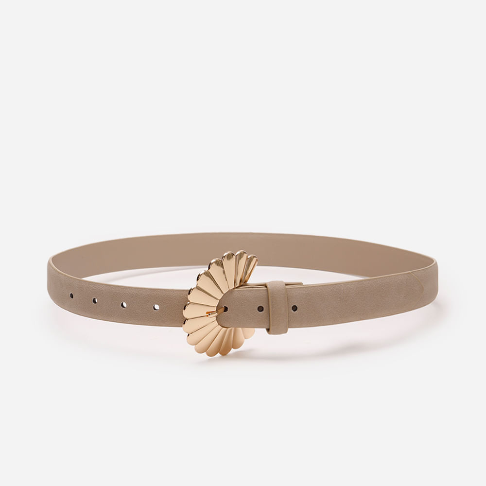 Cinto com fivela floral texturizado bege Cinto com fivela floral texturizado bege
