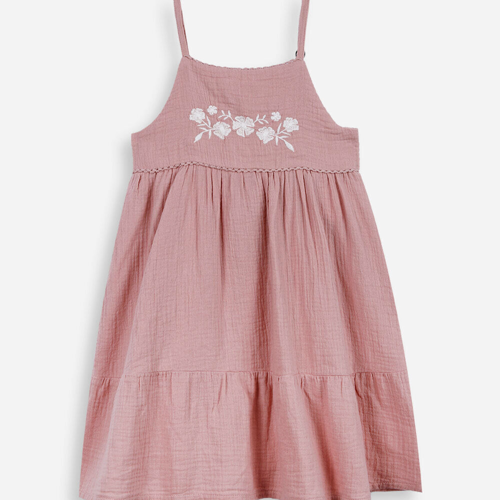 Vestido infantil evasê com bordados e alças finas rosa Vestido infantil evasê com bordados e alças finas rosa