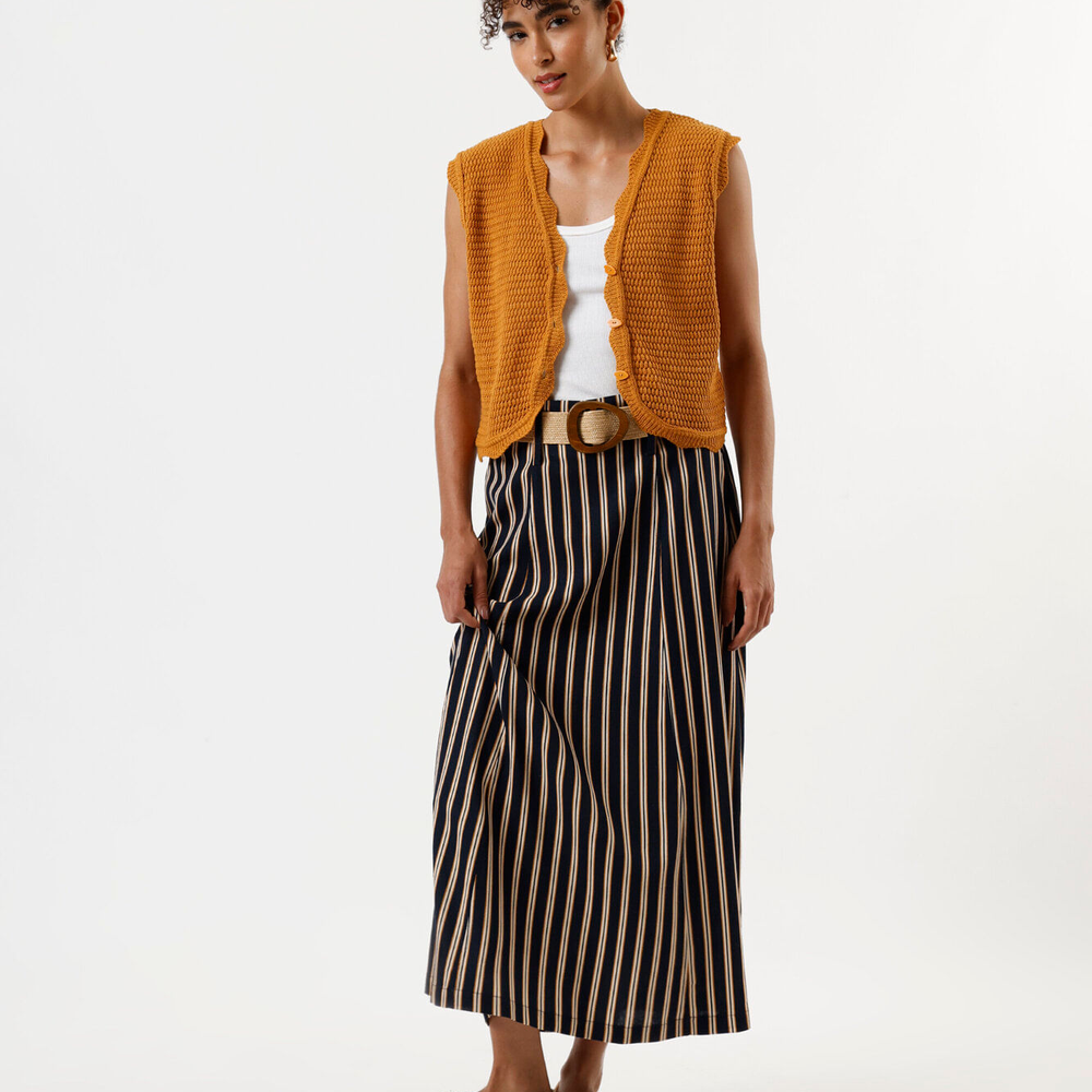 Saia midi feminina com linho e cinto listrada colorida Saia midi feminina com linho e cinto listrada colorida