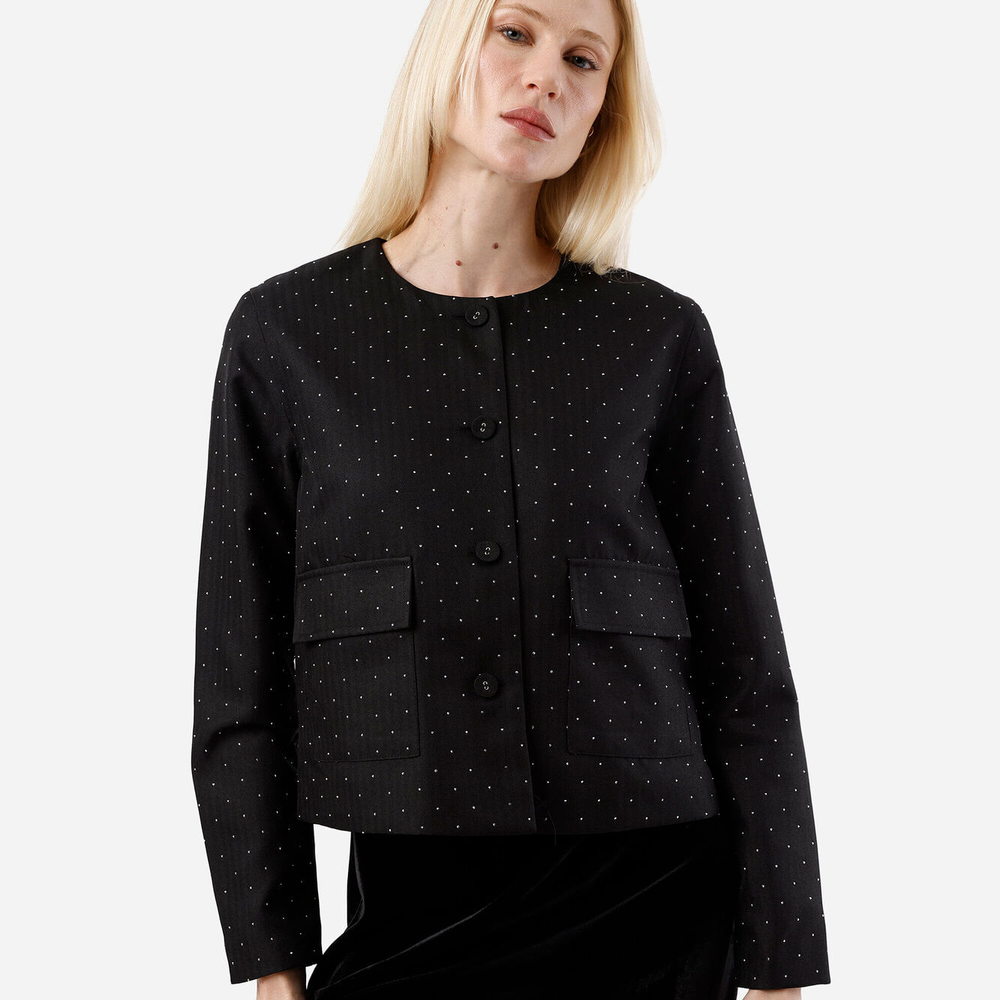 Casaco feminino com brilhos e bolsos preto Casaco feminino com brilhos e bolsos preto