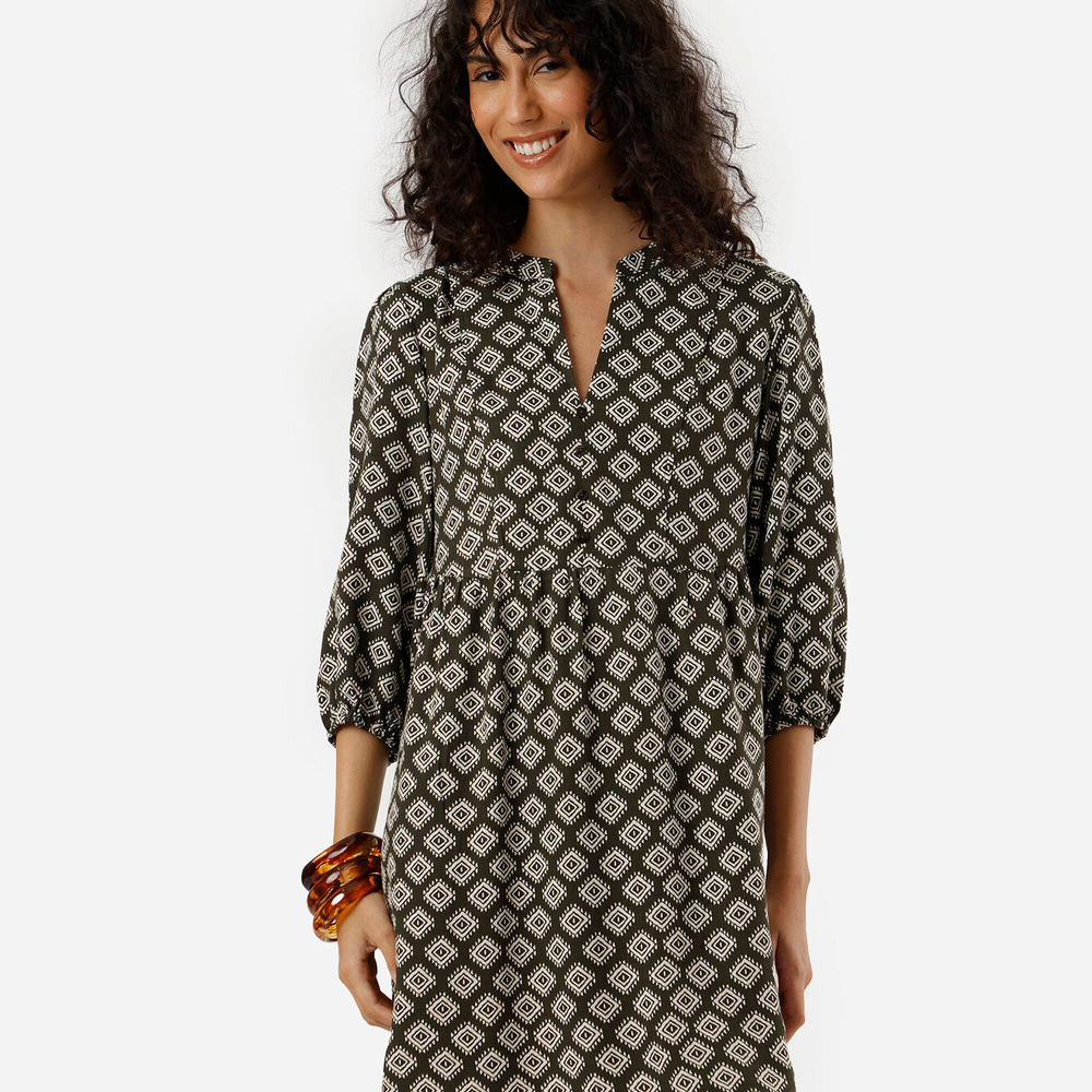 Vestido curto feminino de viscose étnico verde Vestido curto feminino de viscose étnico verde