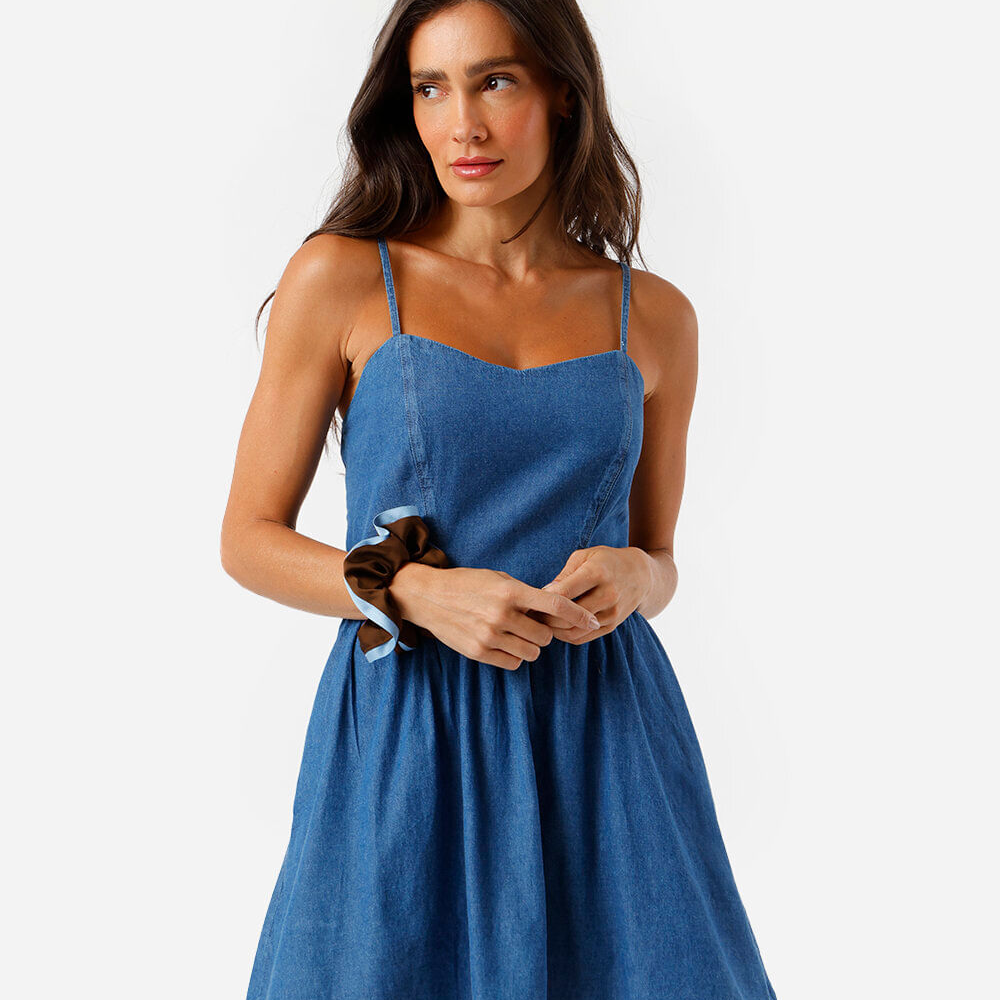 Vestido feminino jeans curto azul Vestido feminino jeans curto azul