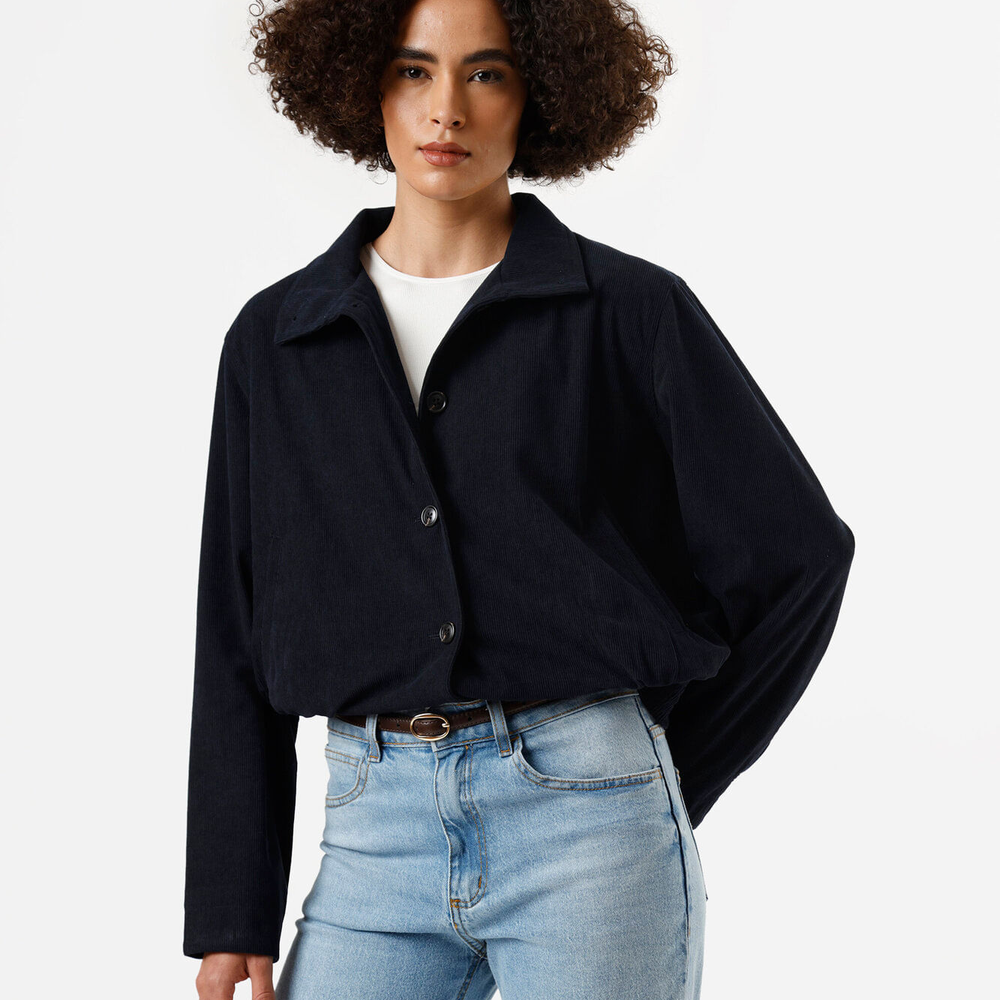 Jaqueta feminina de veludo cotelê gola funnel neck azul Jaqueta feminina de veludo cotelê gola funnel neck azul