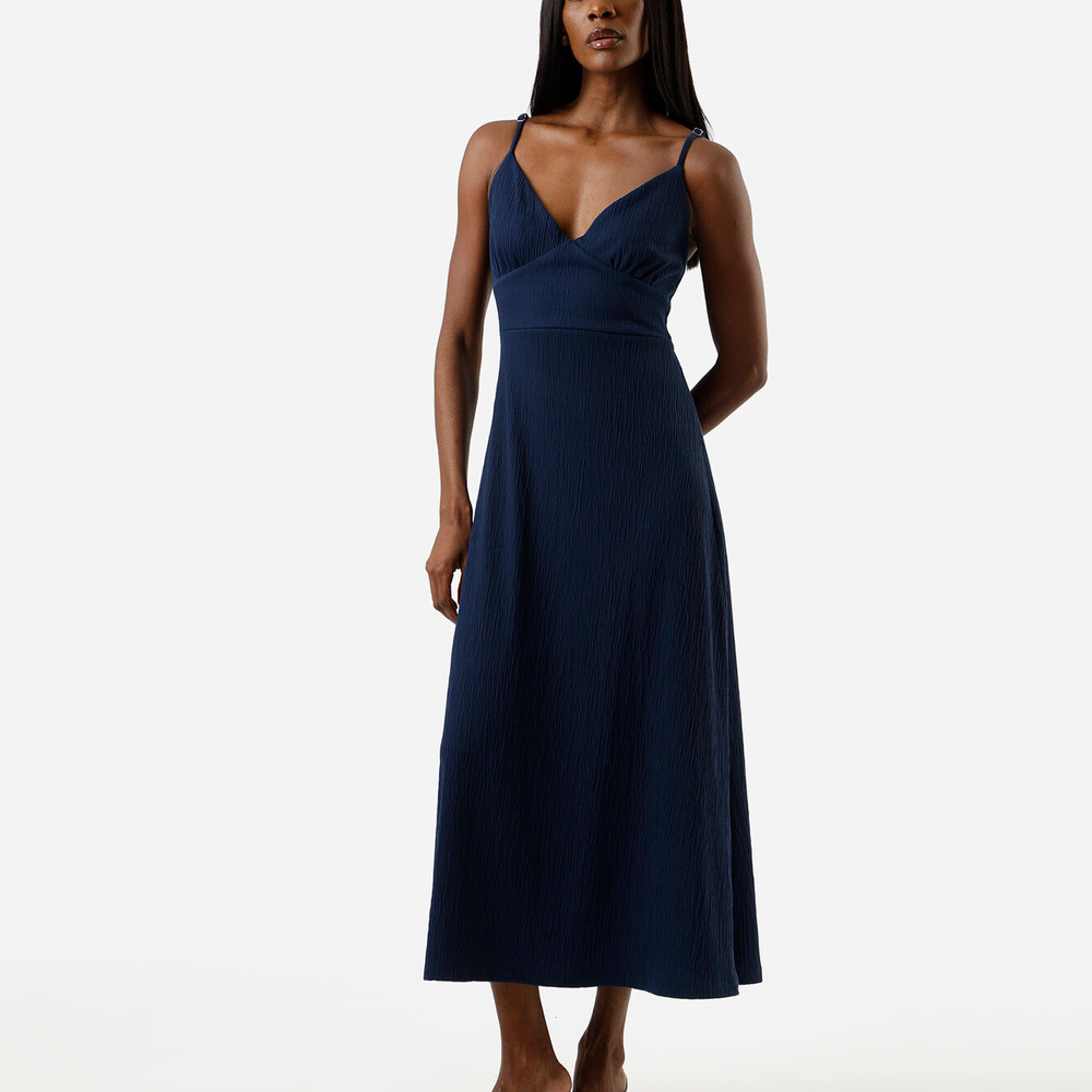 Vestido midi alça fina feminino texturizado azul Vestido midi alça fina feminino texturizado azul