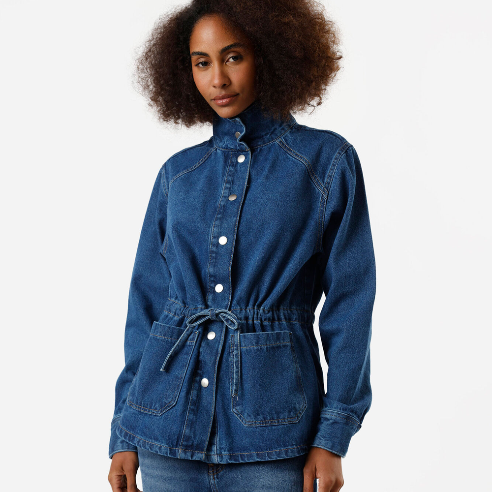 Parka feminina jeans com gola funnel neck azul Parka feminina jeans com gola funnel neck azul