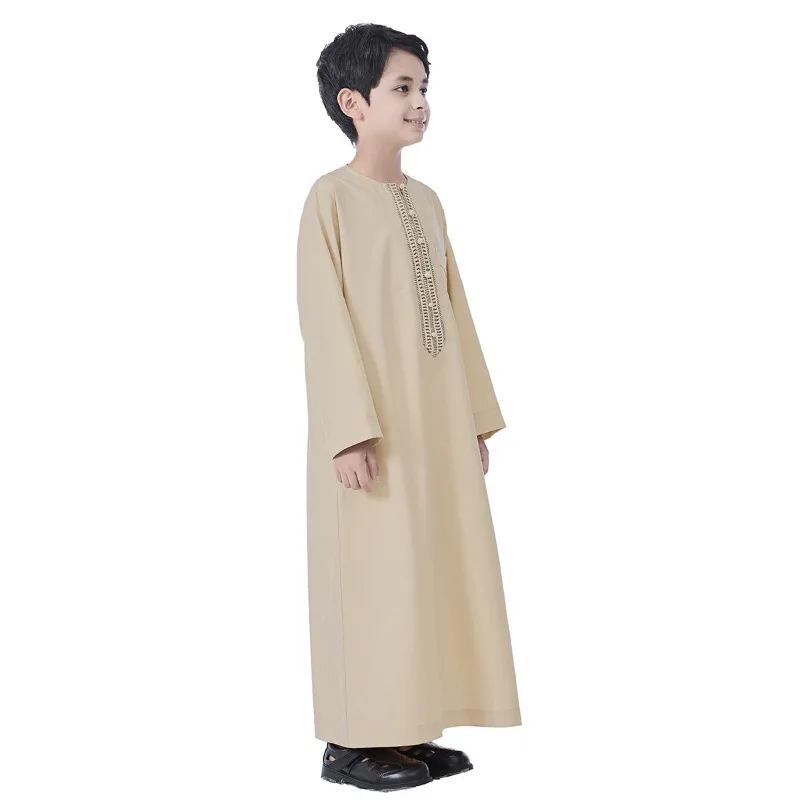 Boys Embroidered Kaftan Robe Islamic Robe Traditional Arab Muslim Cultural Costume for Eid Al Fitr Festival