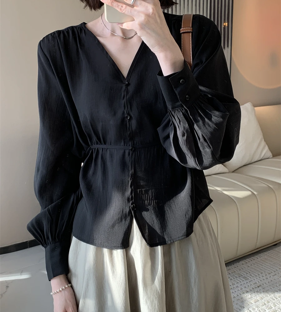 Summer Rayon New Female V-Neck Shirts Lantern Sleeves Loose Fit Versatile Office Lady Temperament Cozy Streetwear Coats Blouses Summer Rayon New Female V-Neck Shirts Lantern Sleeves Loose Fit Versatile Office Lady Temperament Cozy Streetwear Coats Blouses