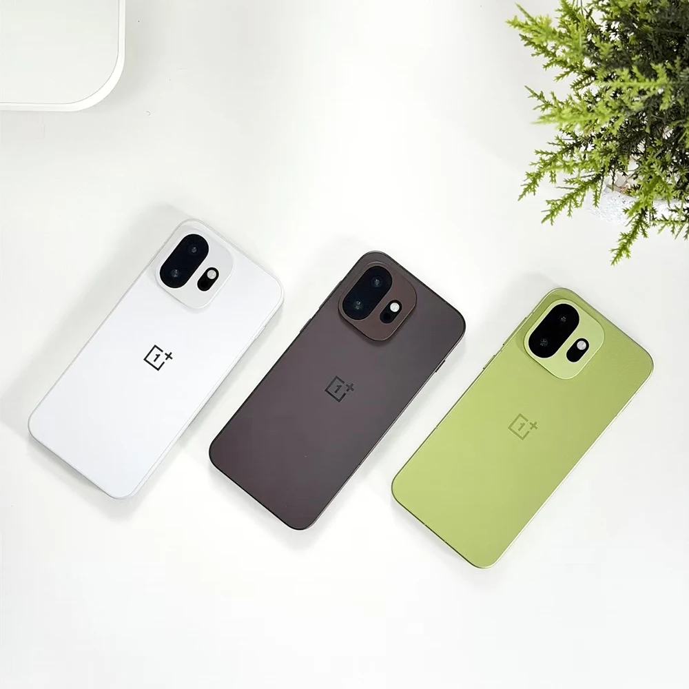 Unlocked OnePlus 15T 5G Smartphone Snapdragon 8 Elite Gen 5 6.32'' 165Hz High Refresh Rate Screen 7500mAh Battery 100W Wired NFC