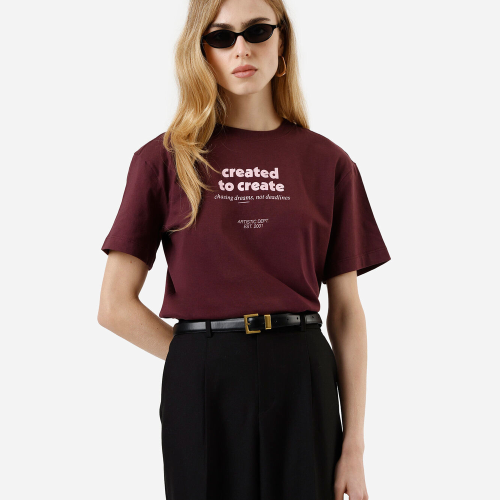 Camiseta oversized feminina de algodão estampada vinho Camiseta oversized feminina de algodão estampada vinho