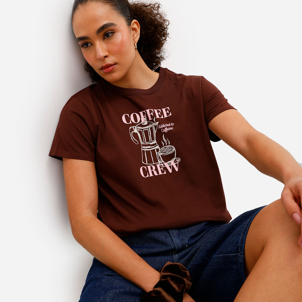 Camiseta feminina de algodão coffee crew marrom Camiseta feminina de algodão coffee crew marrom