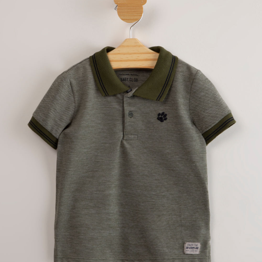 Polo infantil manga curta com bordado verde Polo infantil manga curta com bordado verde