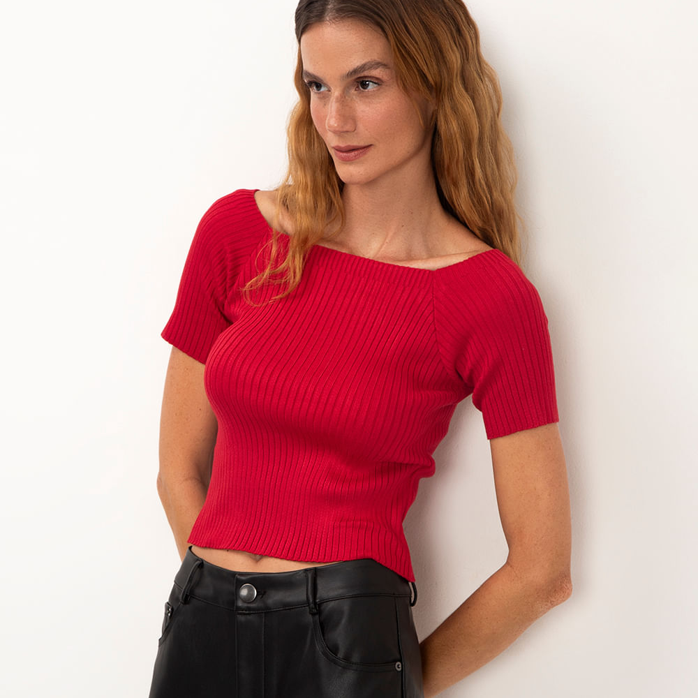 Blusa de tricot cropped canelada ombro a ombro vermelho Blusa de tricot cropped canelada ombro a ombro vermelho