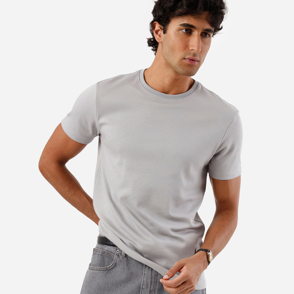 Camiseta masculina de algodão peruano slim fit cinza Camiseta masculina de algodão peruano slim fit cinza