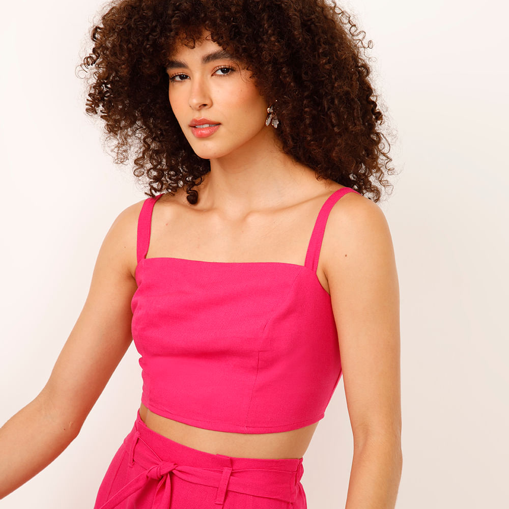 Cropped de linho alça fina rosa Cropped de linho alça fina rosa