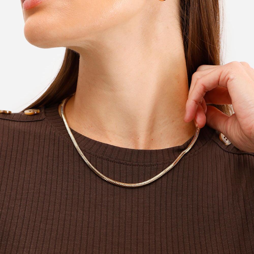 Colar texturizado dourado Colar texturizado dourado