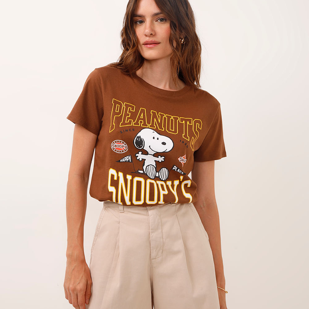 Camiseta de algodão manga curta snoopy marrom Camiseta de algodão manga curta snoopy marrom
