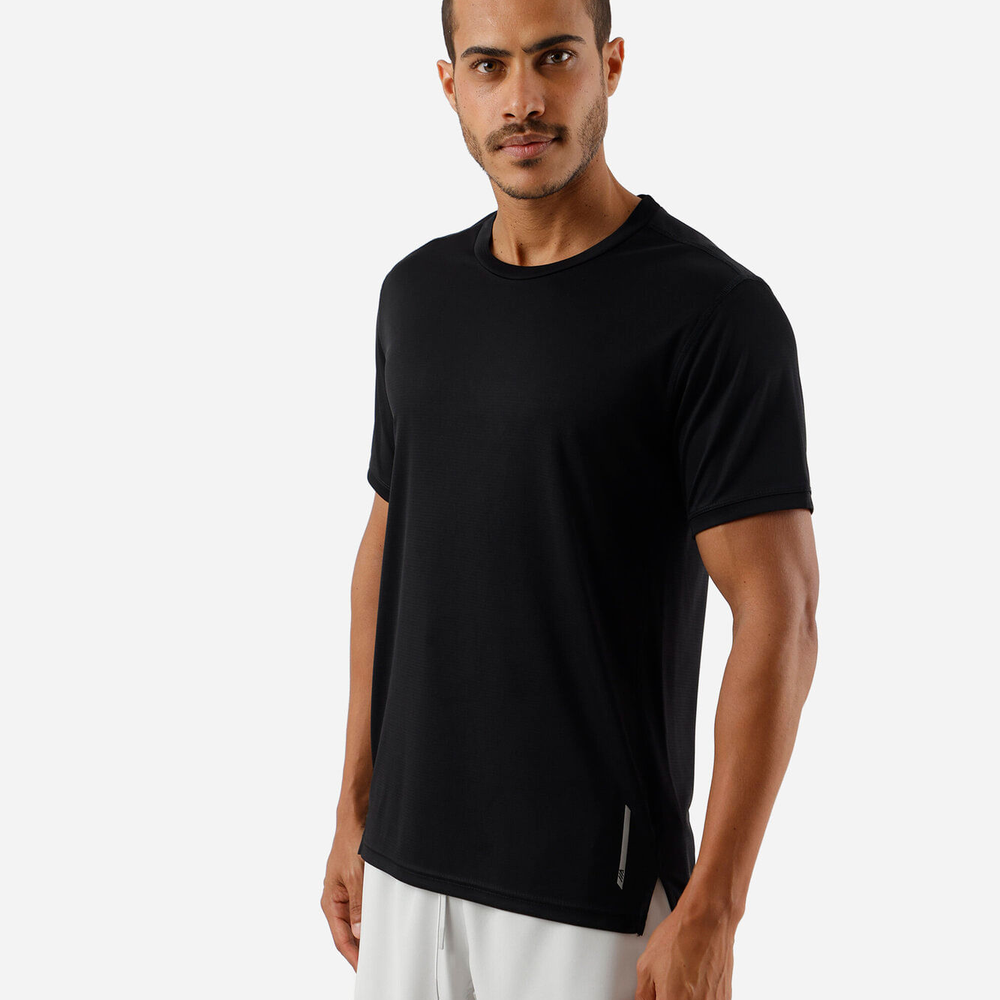 Camiseta quadriculada esportiva preta Camiseta quadriculada esportiva preta
