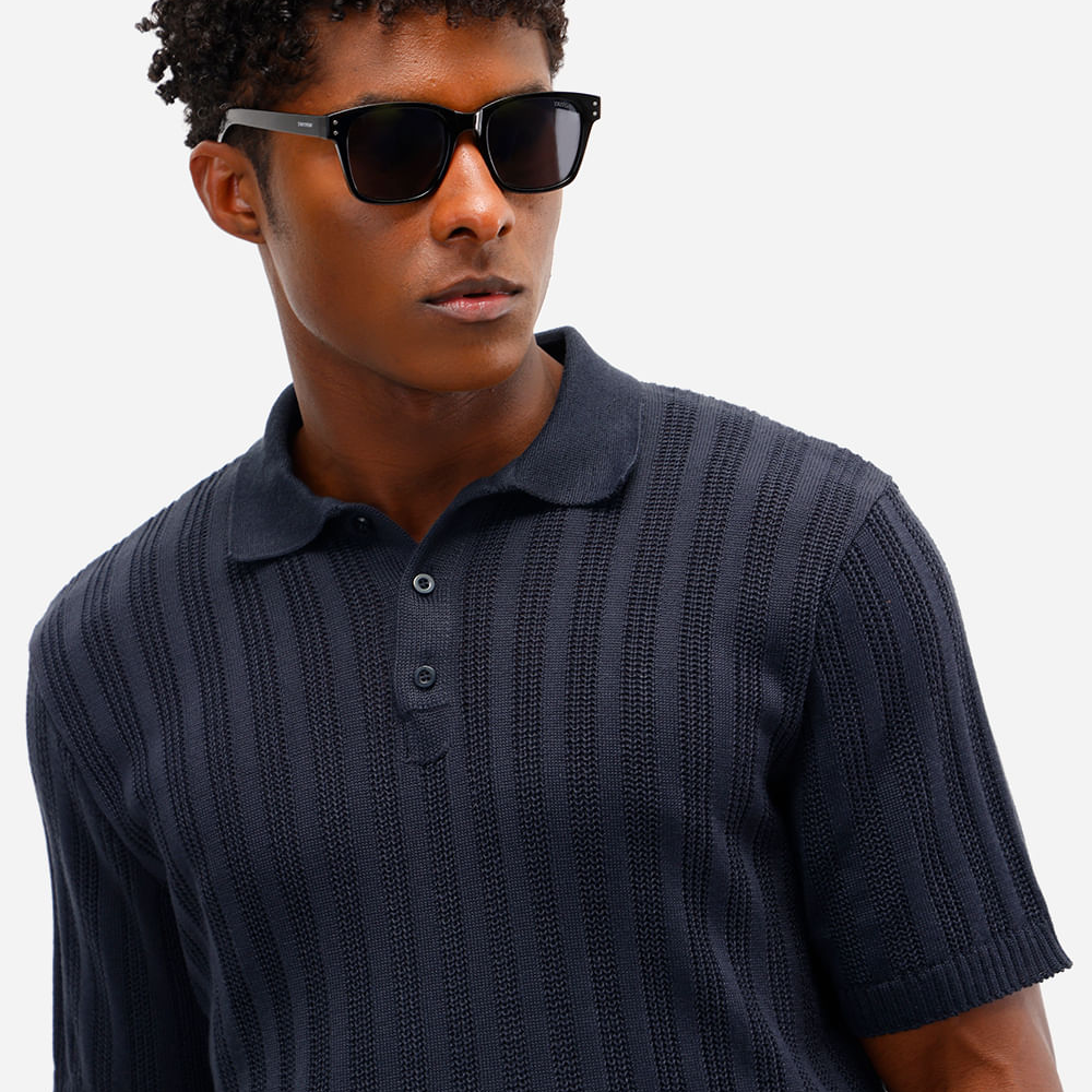 Polo masculina de tricot texturizada azul Polo masculina de tricot texturizada azul