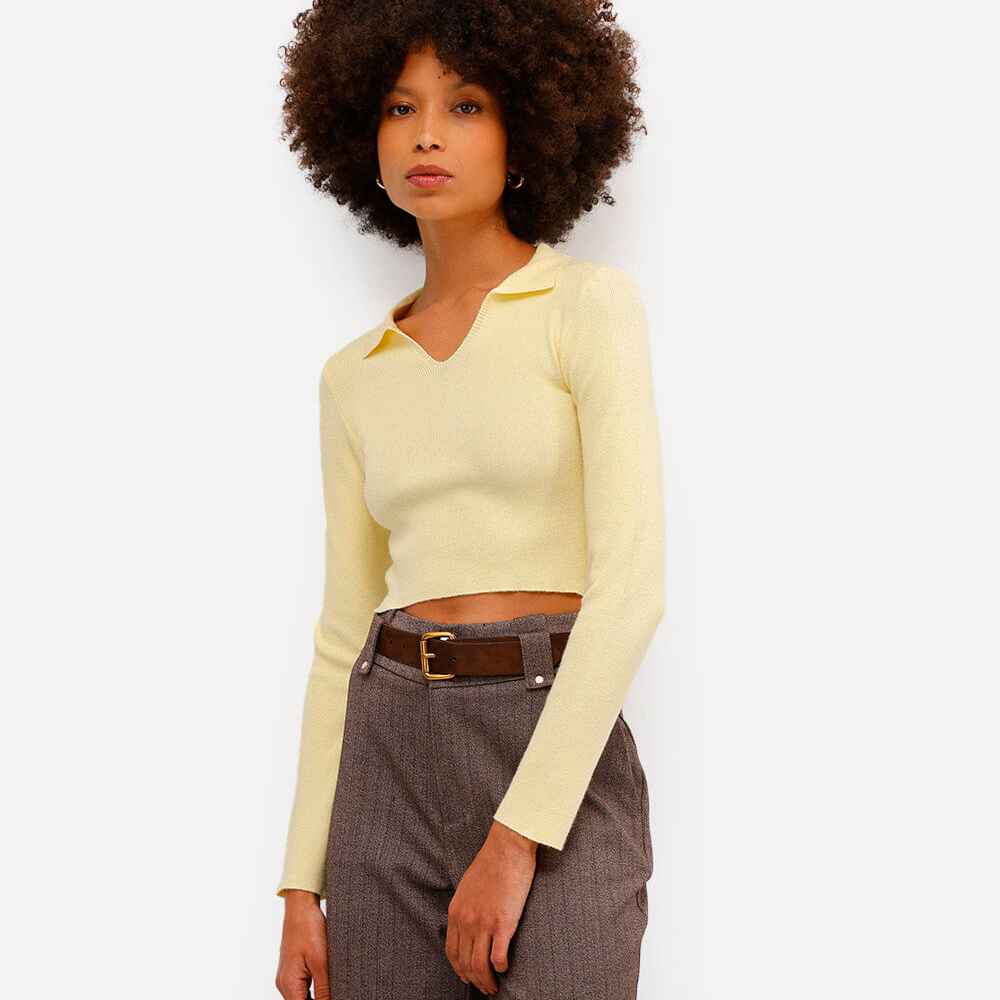 Polo básica feminina de tricot manga longa amarela Polo básica feminina de tricot manga longa amarela