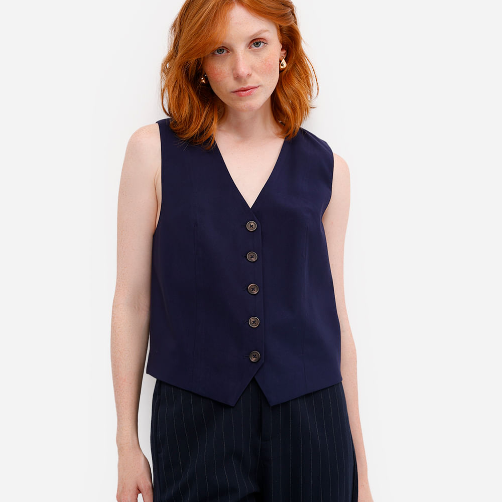 Colete feminino de alfaiataria em viscose azul Colete feminino de alfaiataria em viscose azul
