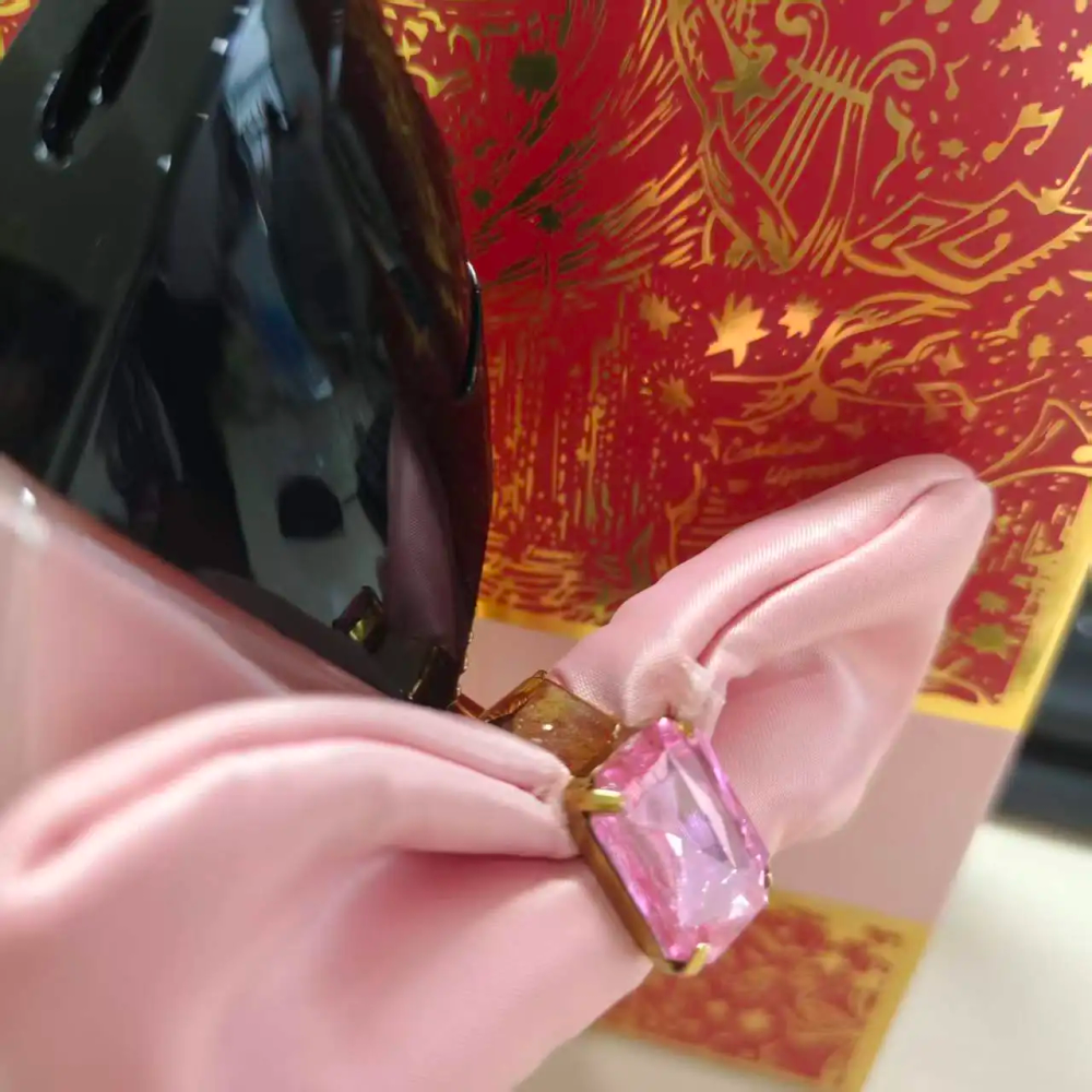 Ca.rolina he'rr'era high-heeled shoes perfume with soft pink ribbon bow, sweet but not greasy flower and Perfect gift