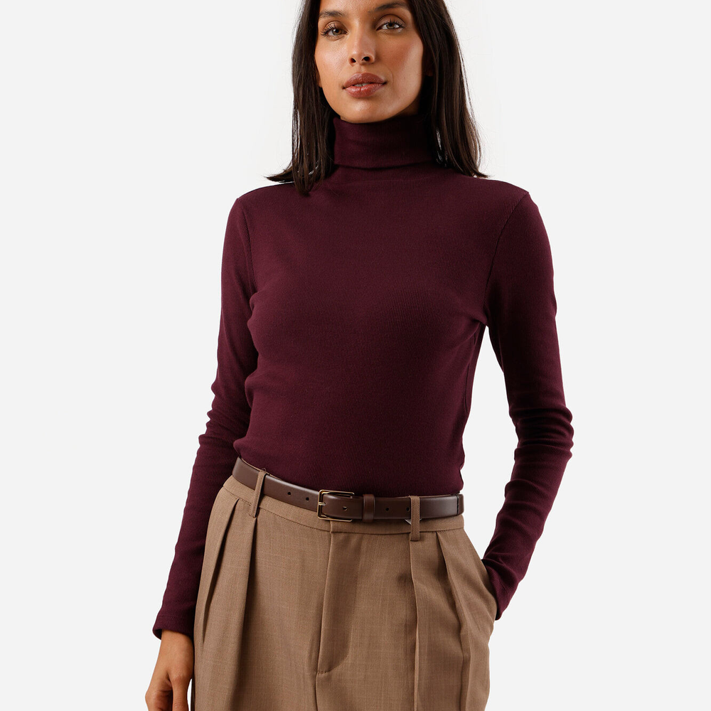 Blusa feminina de algodão cropped gola alta vinho Blusa feminina de algodão cropped gola alta vinho