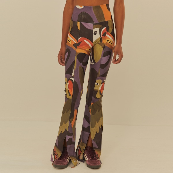 Calça Feminina Farm Flare Voo Doce Calça Feminina Farm Flare Voo Doce