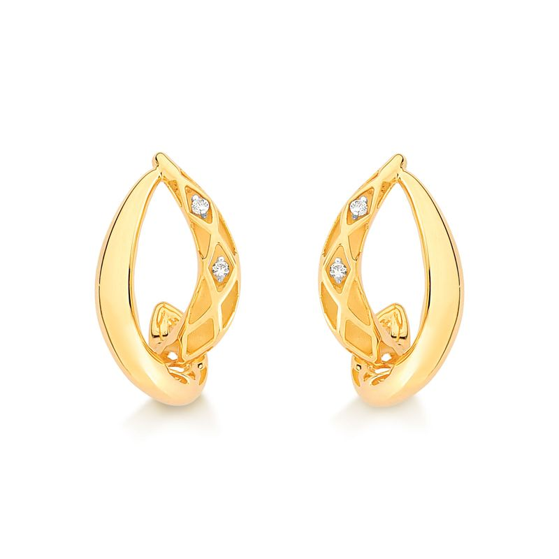 Brinco com Diamantes em Ouro Amarelo 18k Brinco com Diamantes em Ouro Amarelo 18k