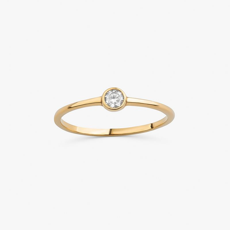 Anel Cravejado em Prata 925 com Banho de Ouro Amarelo 18k