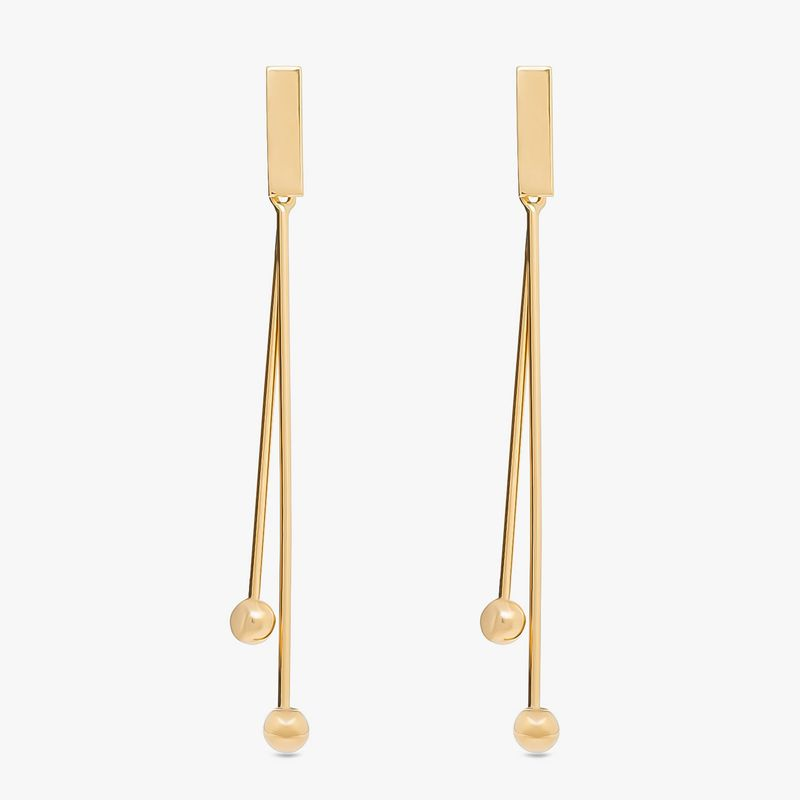 Brinco com Fios de Ouro e Esferas em Ouro Amarelo 18k - 64 mm Brinco com Fios de Ouro e Esferas em Ouro Amarelo 18k - 64 mm