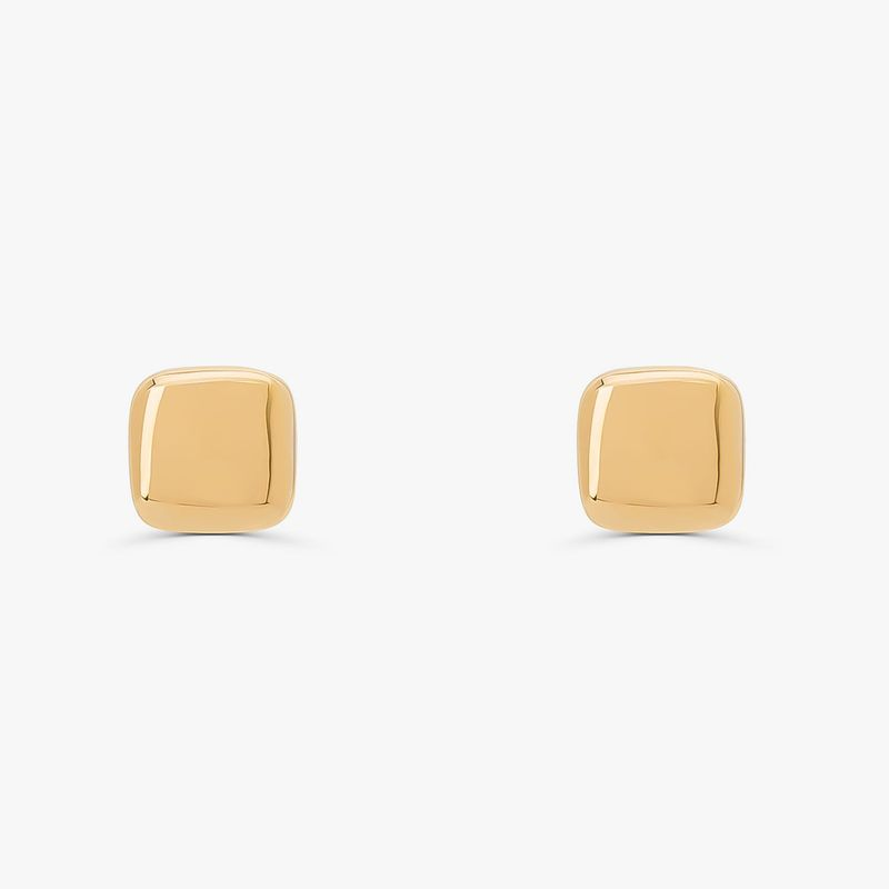 Brinco Stud Liso em Ouro Amarelo 18k Brinco Stud Liso em Ouro Amarelo 18k
