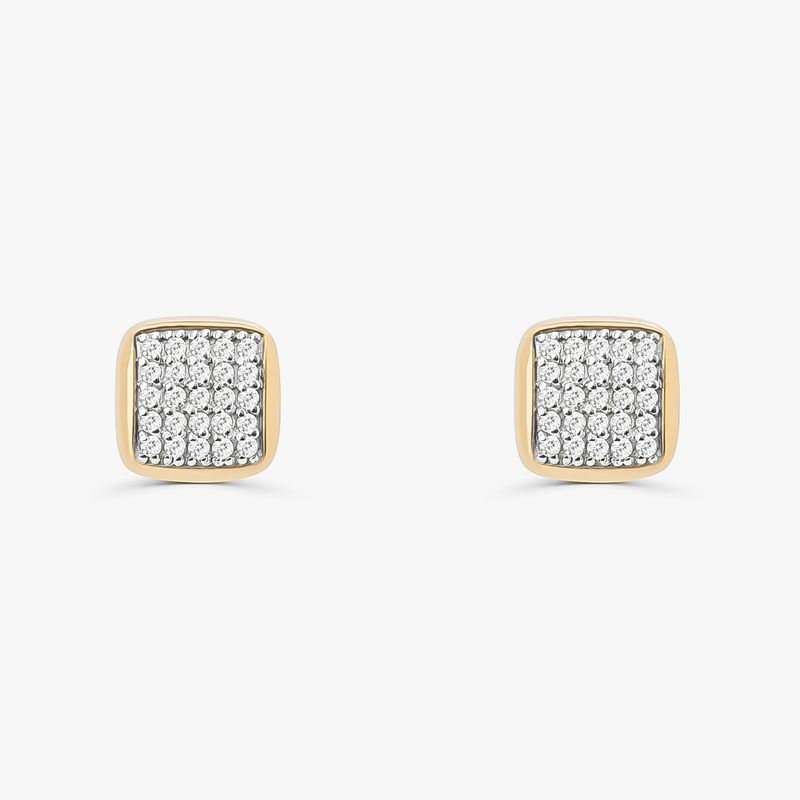 Brinco Stud com Pavê de Diamantes em Ouro Amarelo 18k Brinco Stud com Pavê de Diamantes em Ouro Amarelo 18k