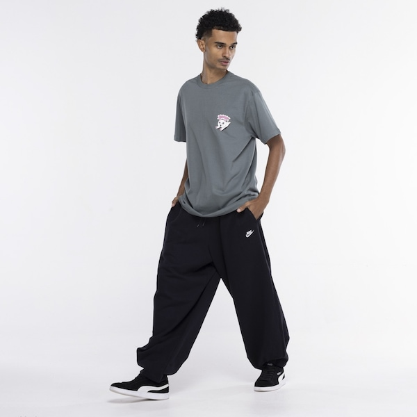 Camiseta Ripndip Manga Curta Leaping Kitty Camiseta Ripndip Manga Curta Leaping Kitty