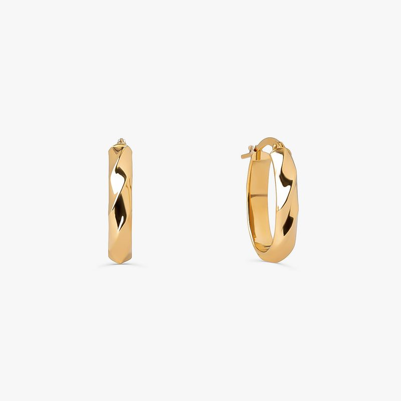 Brinco Argola Trabalhada em Ouro Amarelo 18k - 16 mm Brinco Argola Trabalhada em Ouro Amarelo 18k - 16 mm