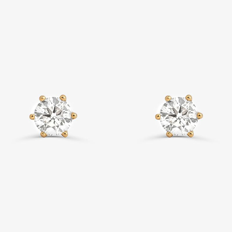 Brinco Solitário em Ouro Amarelo com 50 Pontos de Diamantes Brinco Solitário em Ouro Amarelo com 50 Pontos de Diamantes