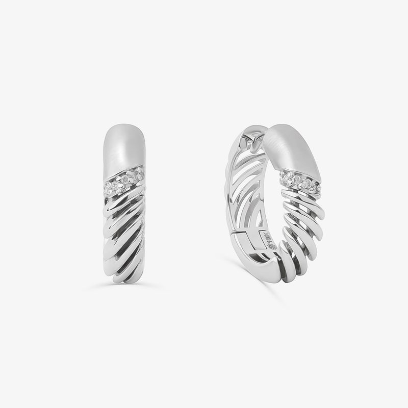 Brinco Argola com Diamantes em Ouro Branco 18k Brinco Argola com Diamantes em Ouro Branco 18k