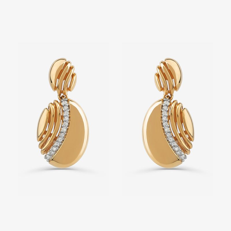 Brinco Oval Duplo com Diamantes em Ouro Amarelo 18k Brinco Oval Duplo com Diamantes em Ouro Amarelo 18k