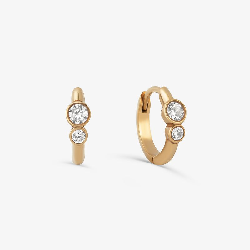 Argola em Prata 925 com Banho de Ouro Amarelo 18k Argola em Prata 925 com Banho de Ouro Amarelo 18k