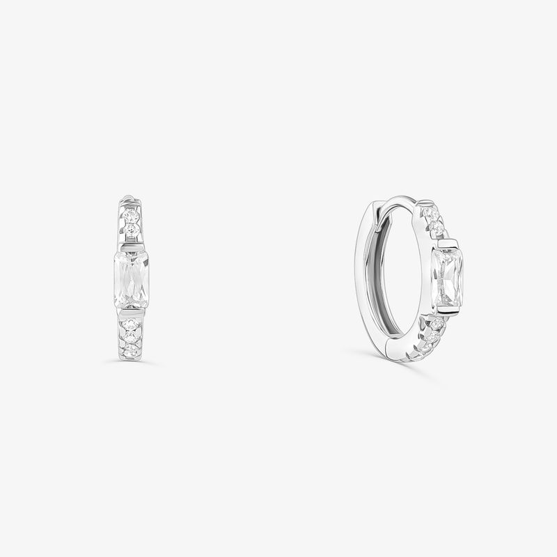 Argola Baguete Cravejada em Prata 925 Argola Baguete Cravejada em Prata 925