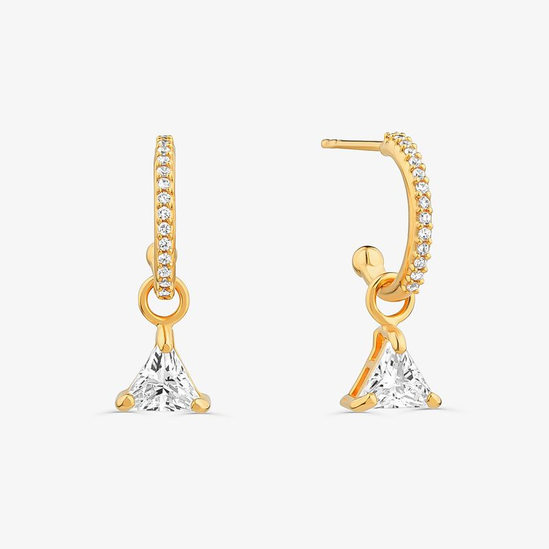 Argola Triângulo Cravejada em Prata 925 com Banho de Ouro Amarelo 18k Argola Triângulo Cravejada em Prata 925 com Banho de Ouro Amarelo 18k