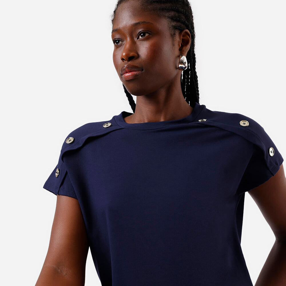 Blusa feminina de viscose com botões azul Blusa feminina de viscose com botões azul