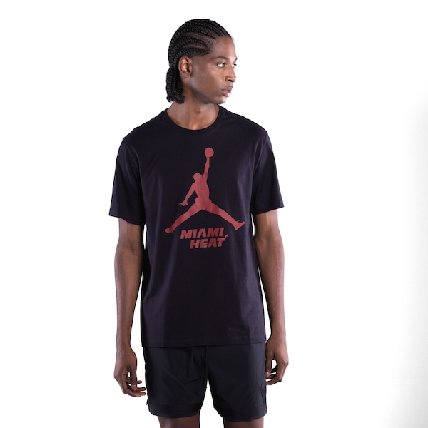 Camiseta Miami Heat Jordan Nike Essential Masculina Camiseta Miami Heat Jordan Nike Essential Masculina