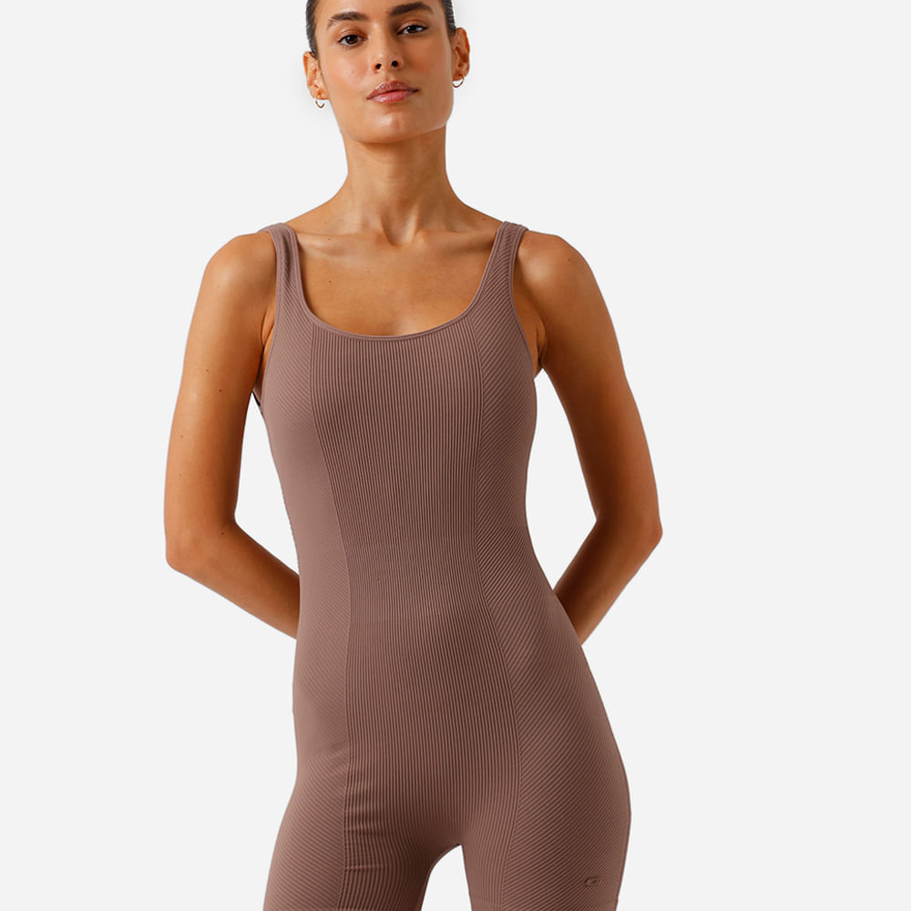 Macaquinho feminino esportivo com compressão marrom Macaquinho feminino esportivo com compressão marrom