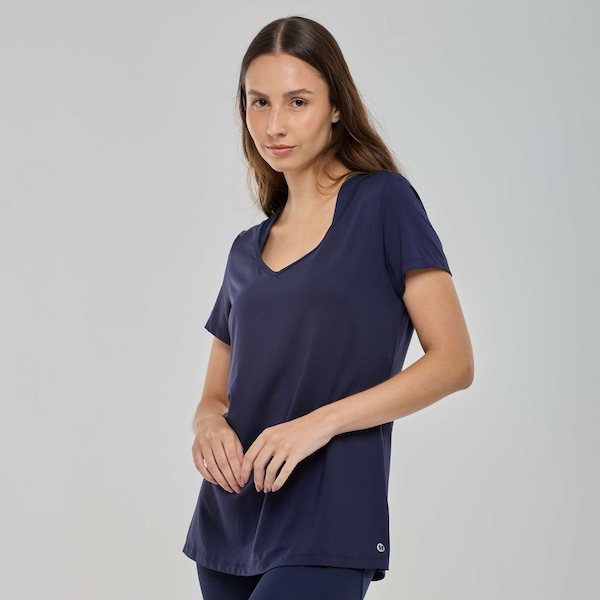 Camiseta Vestem Valentina Feminina Camiseta Vestem Valentina Feminina
