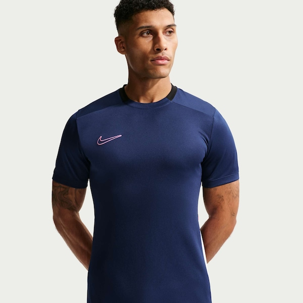 Camiseta Nike Academy Masculina Camiseta Nike Academy Masculina