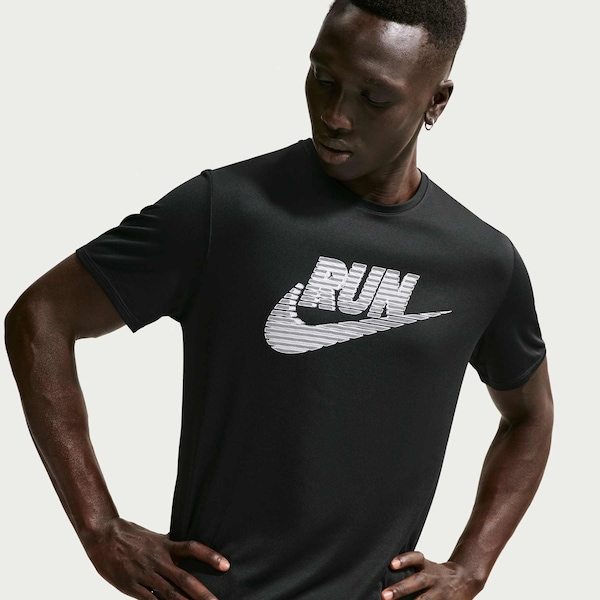 Camiseta Nike UV Miler Run Masculina Camiseta Nike UV Miler Run Masculina